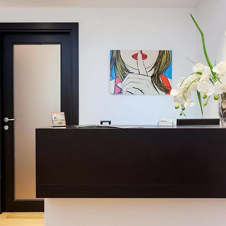 Domus Best Guest House Рим Екстер'єр фото