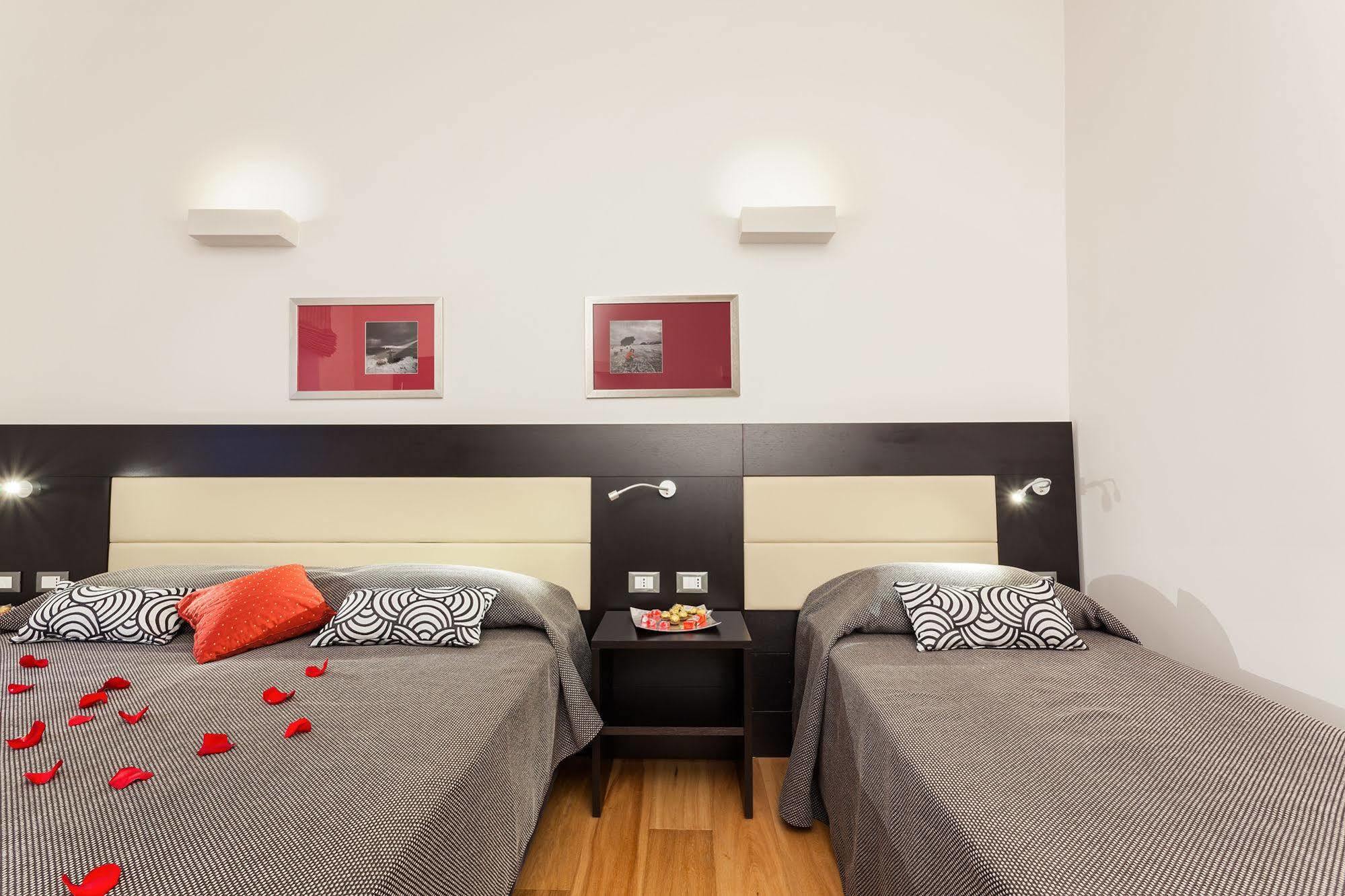 Domus Best Guest House Рим Екстер'єр фото