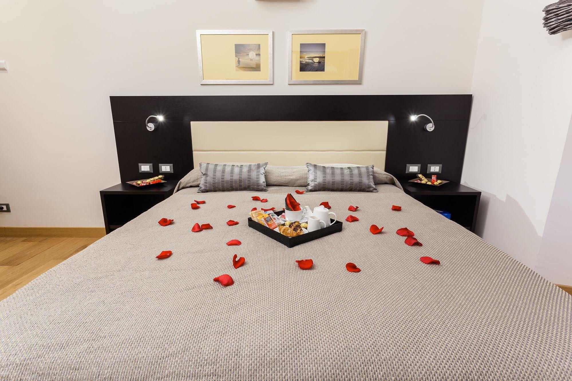 Domus Best Guest House Рим Екстер'єр фото