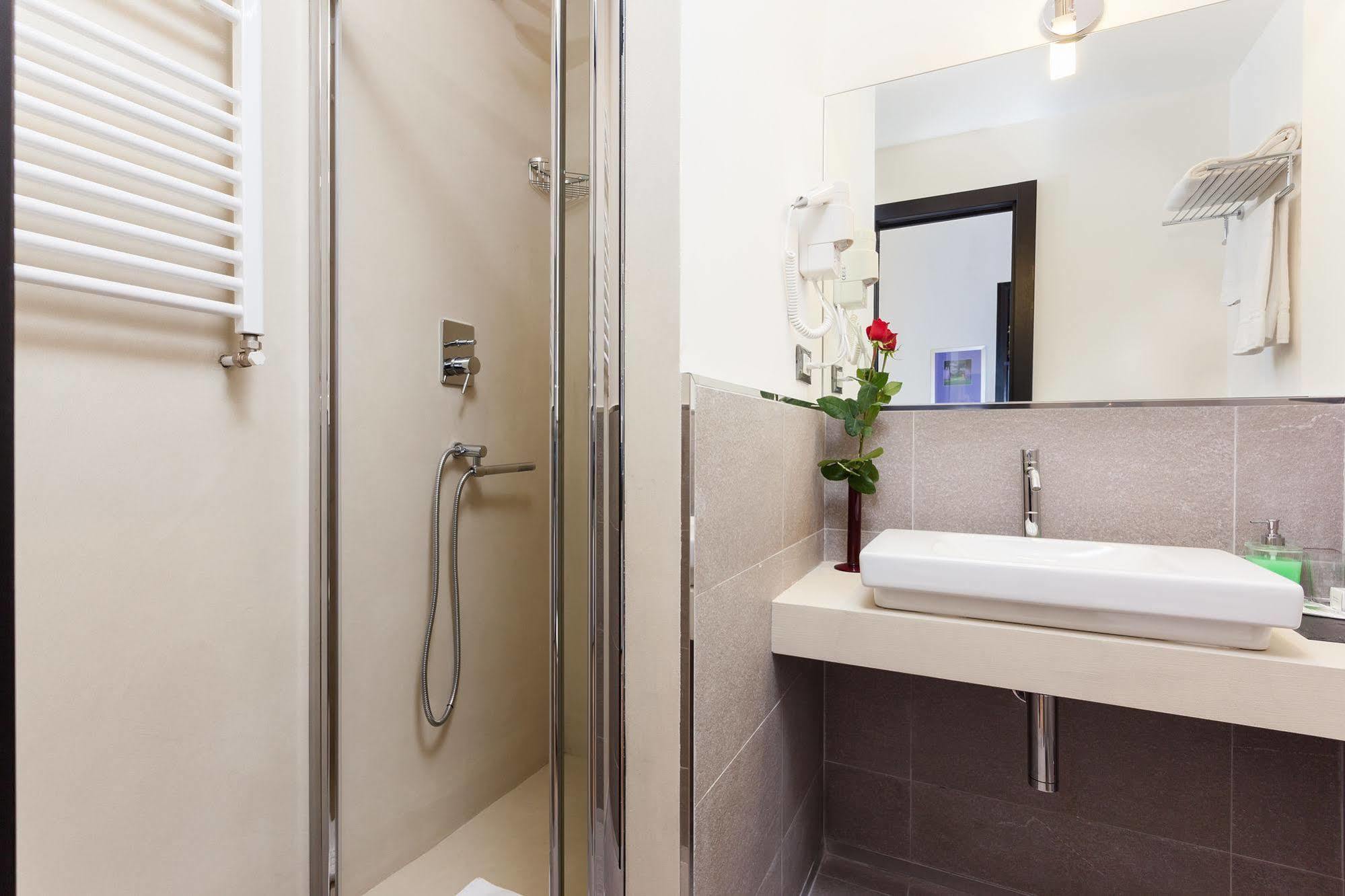 Domus Best Guest House Рим Екстер'єр фото