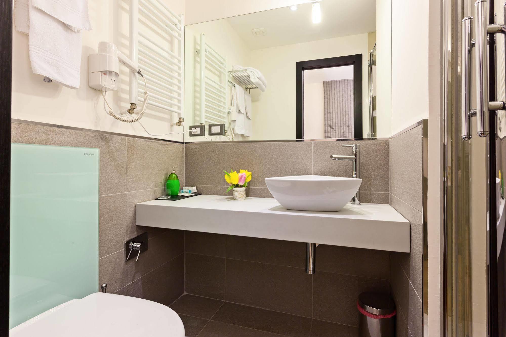 Domus Best Guest House Рим Екстер'єр фото