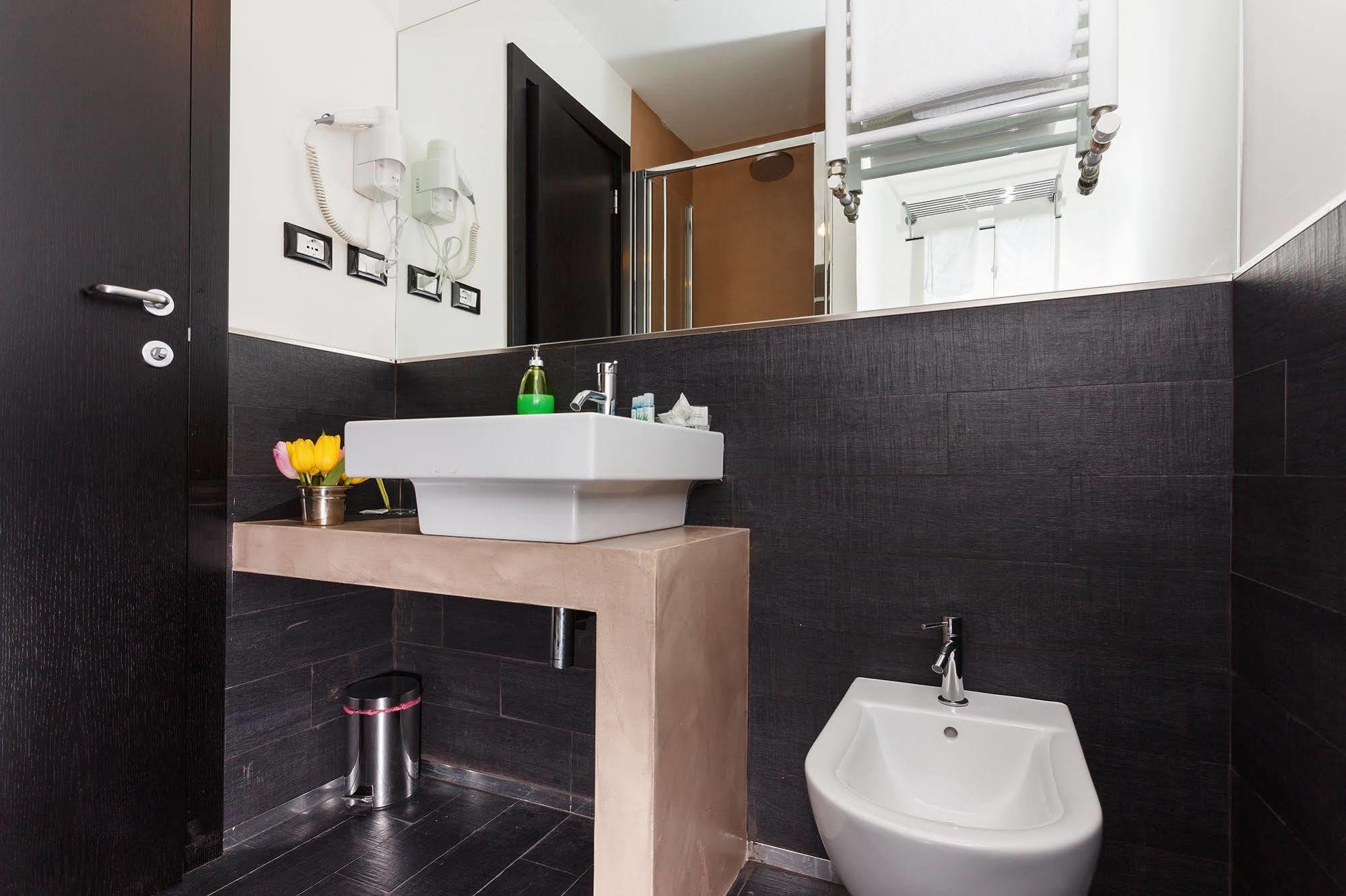Domus Best Guest House Рим Екстер'єр фото