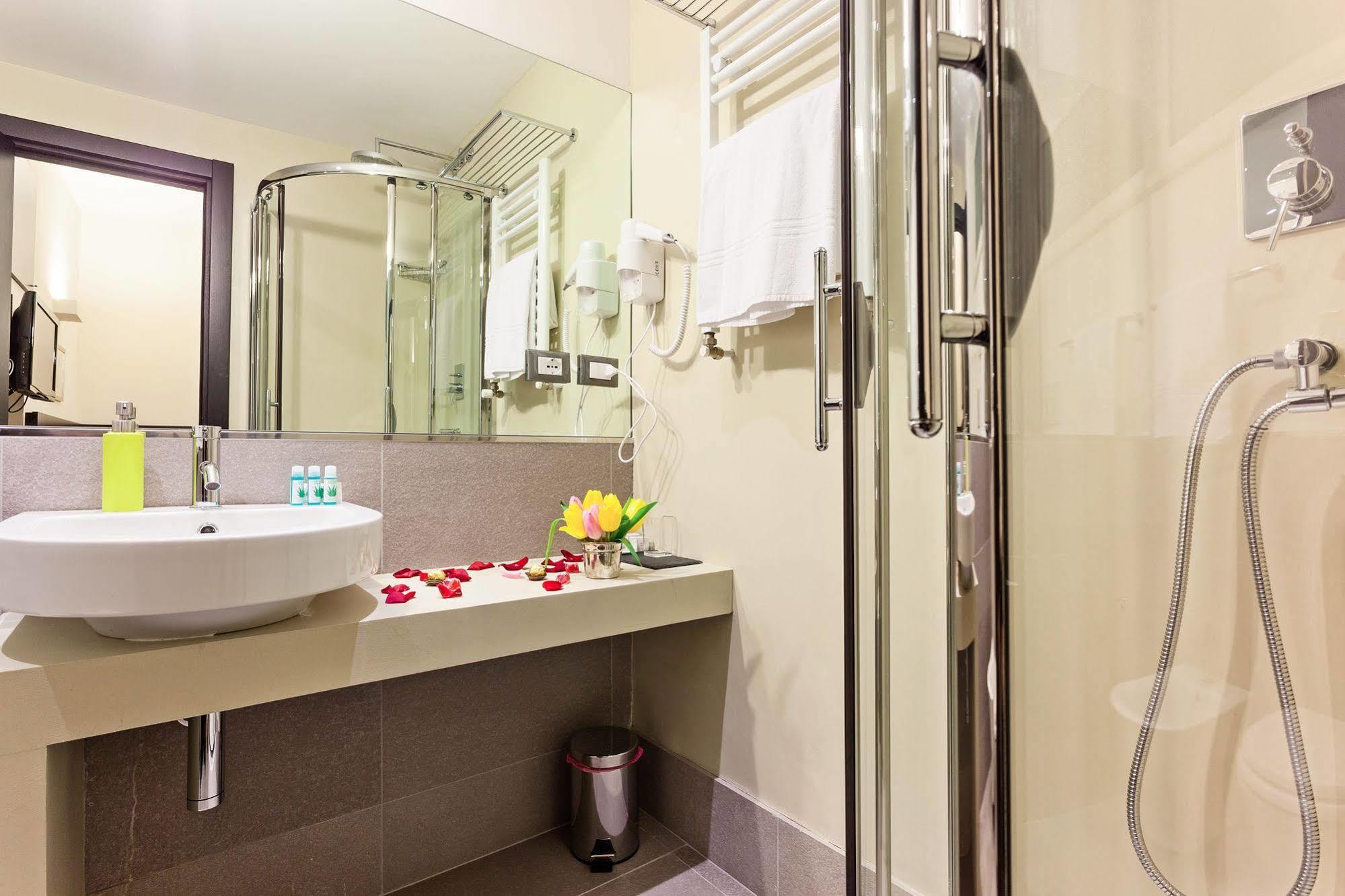 Domus Best Guest House Рим Екстер'єр фото