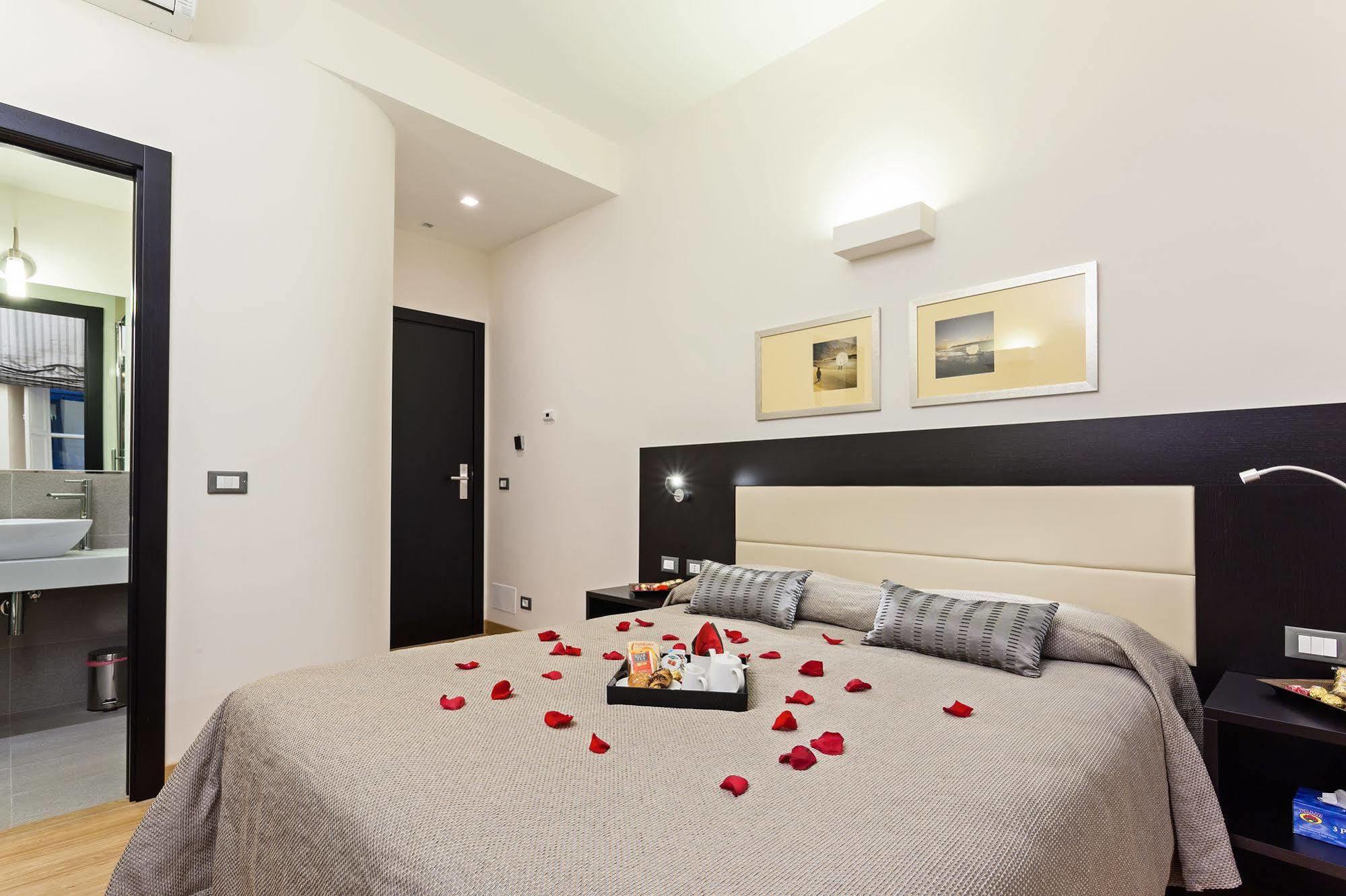 Domus Best Guest House Рим Екстер'єр фото