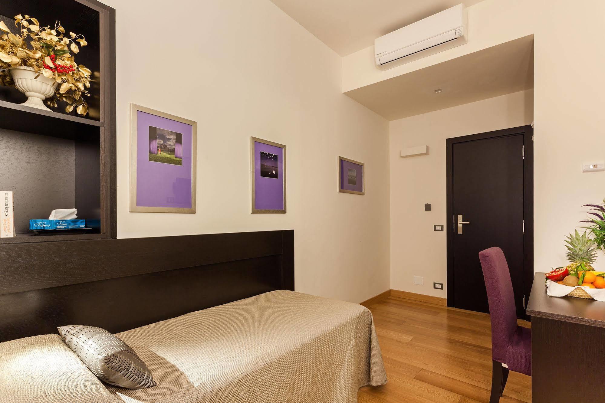 Domus Best Guest House Рим Екстер'єр фото