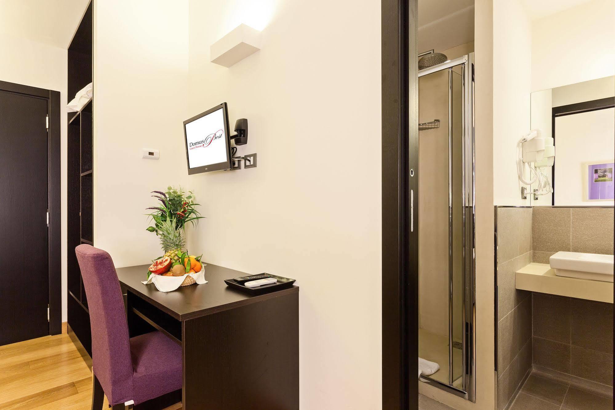 Domus Best Guest House Рим Екстер'єр фото